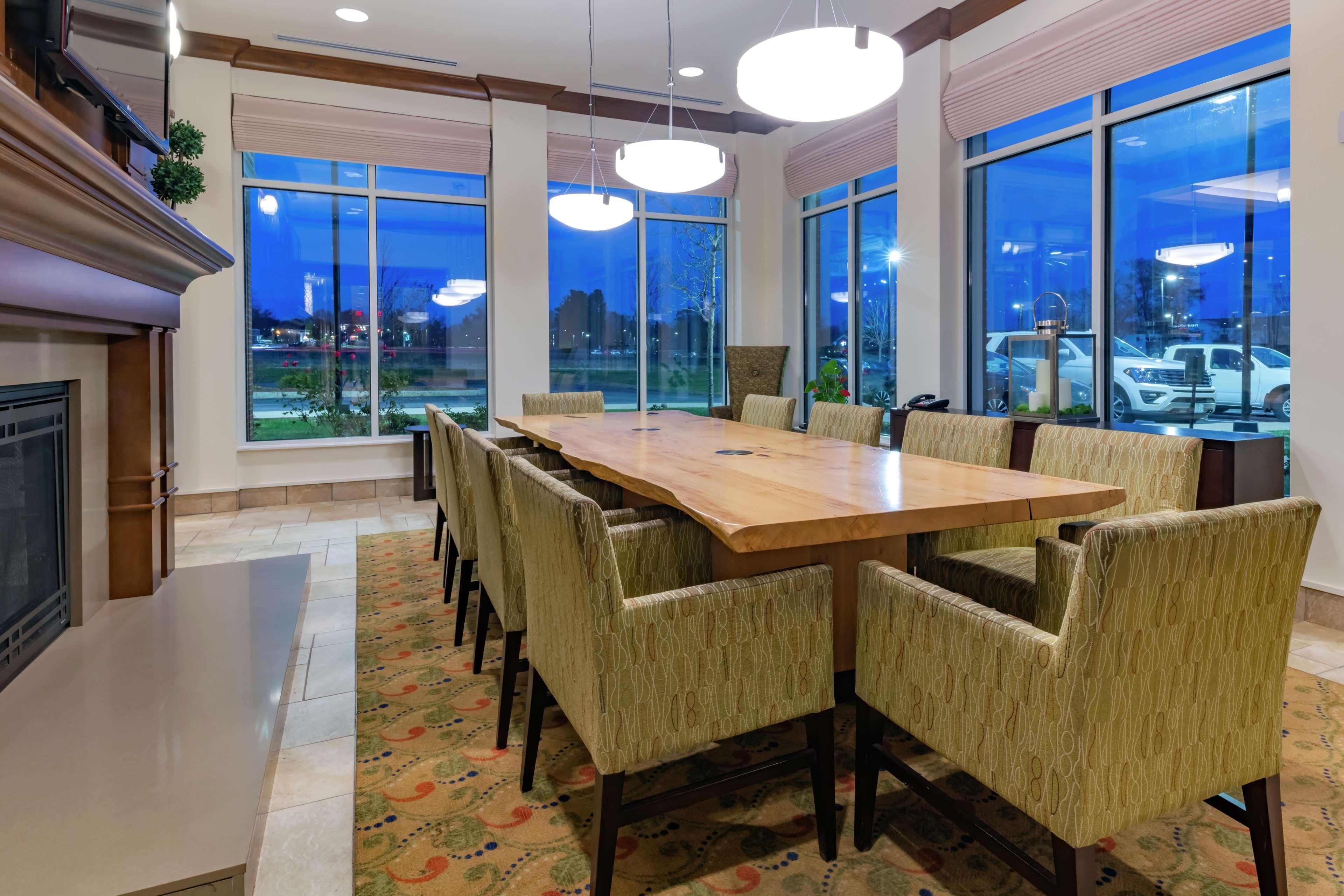 Hilton Garden Inn Devens Common Bagian luar foto